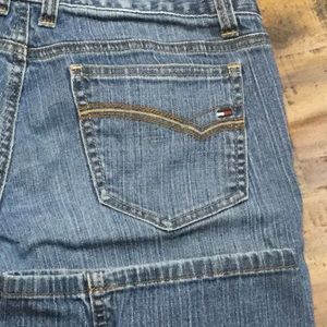 Tommy Hilfiger Classic Bootcut Size 2 Jeans